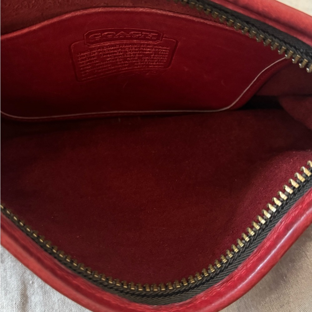 Vintage Coach NYC Crossbody – Rare Double Strap | full-grain leather - Picture 7 of 7